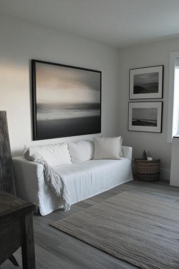Frameless Art Gallery