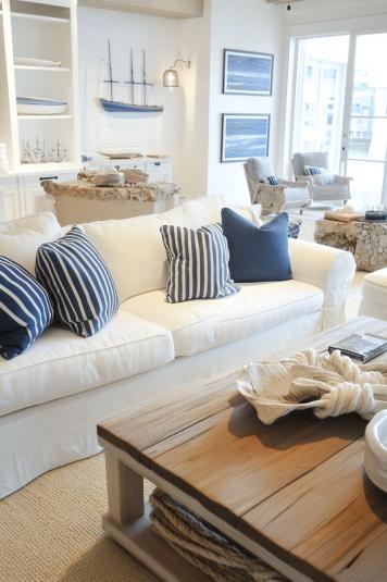 Nautical Elegance with a Breezy Twist